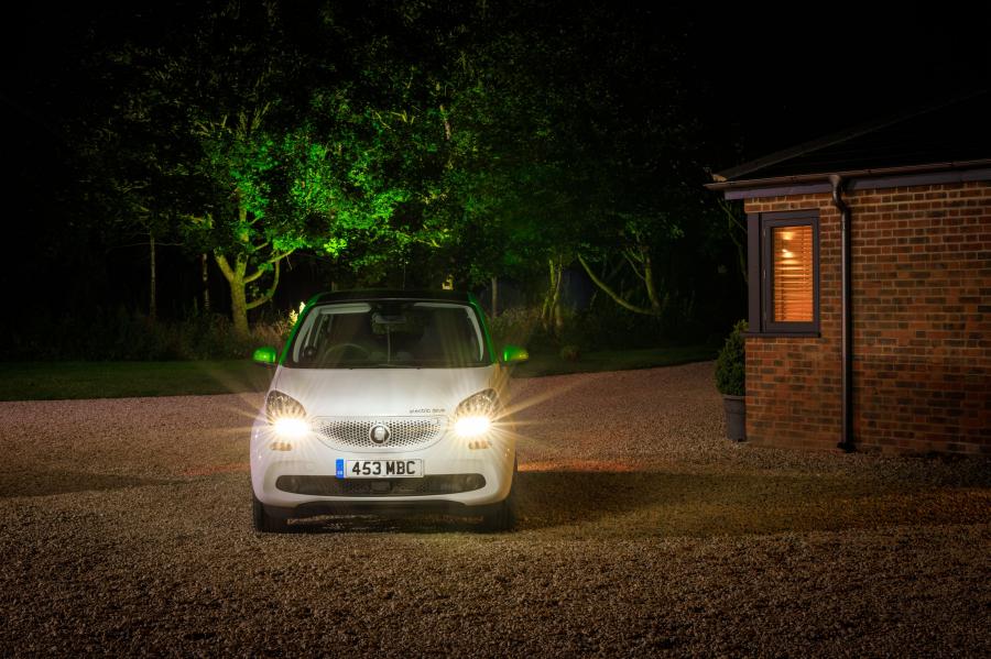  Smart ForFour Prime Electric Drive (W453) 2017 года  (UK) (фото 10 из 23)